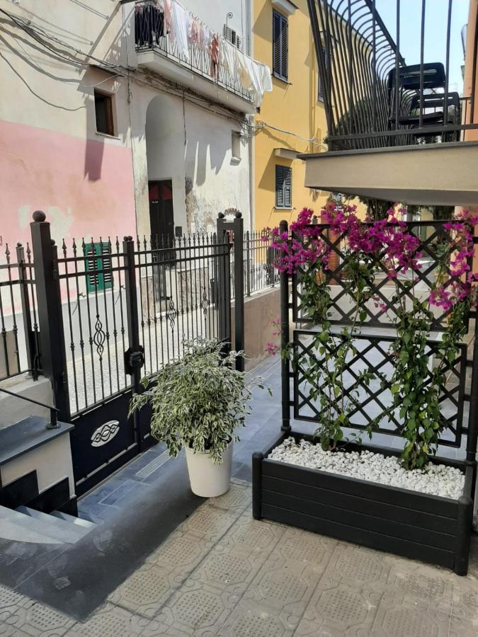 La Magnolia Rooms Procida Ngoại thất bức ảnh