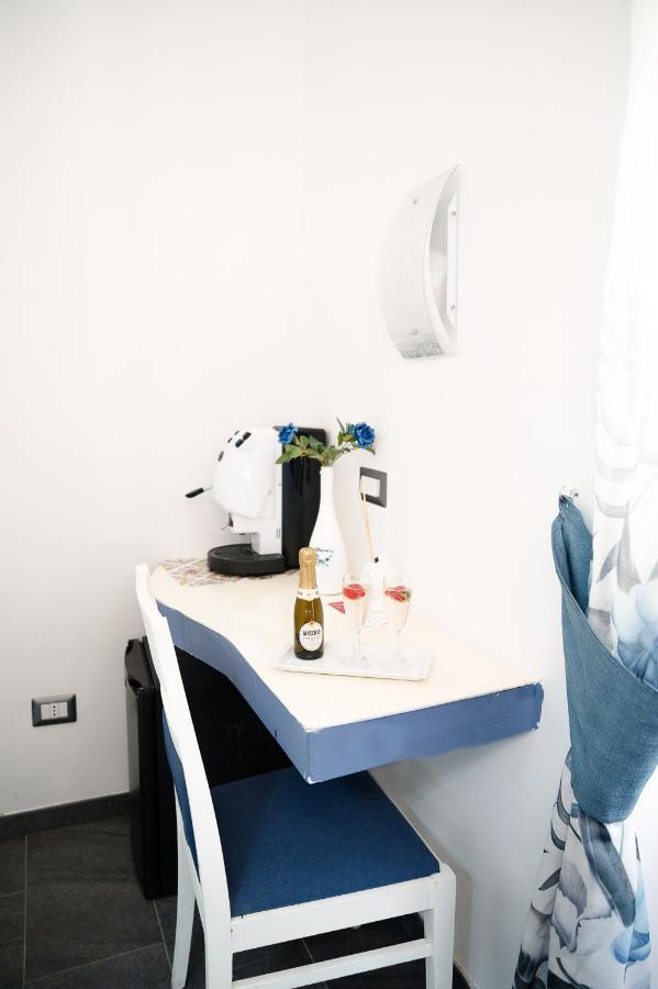 La Magnolia Rooms Procida Ngoại thất bức ảnh